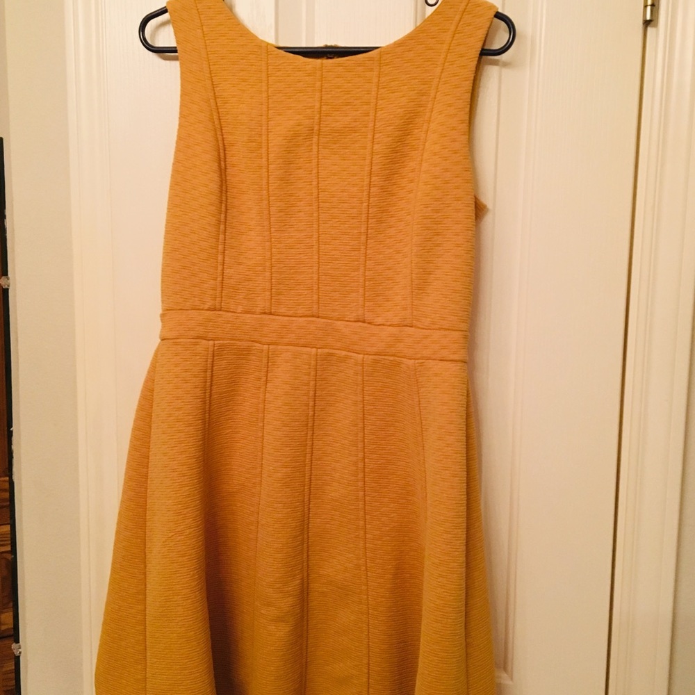 Taylor Mustard spring dress
